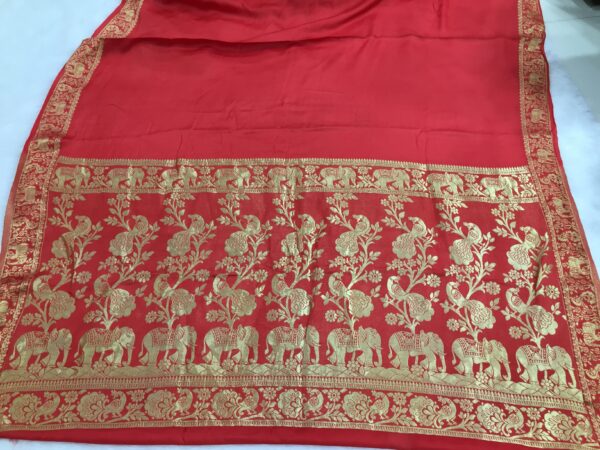 Exquisite Gala Border Gaji Silk Saree - Image 3