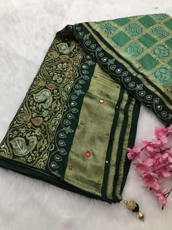 Elegant Gaji Silk Saree with Handcrafted Pallu - Image 7